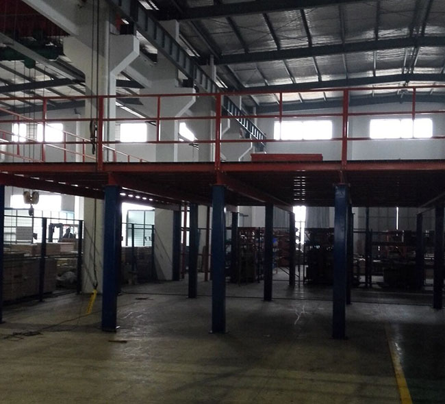 鋼結(jié)構(gòu)平臺(tái)